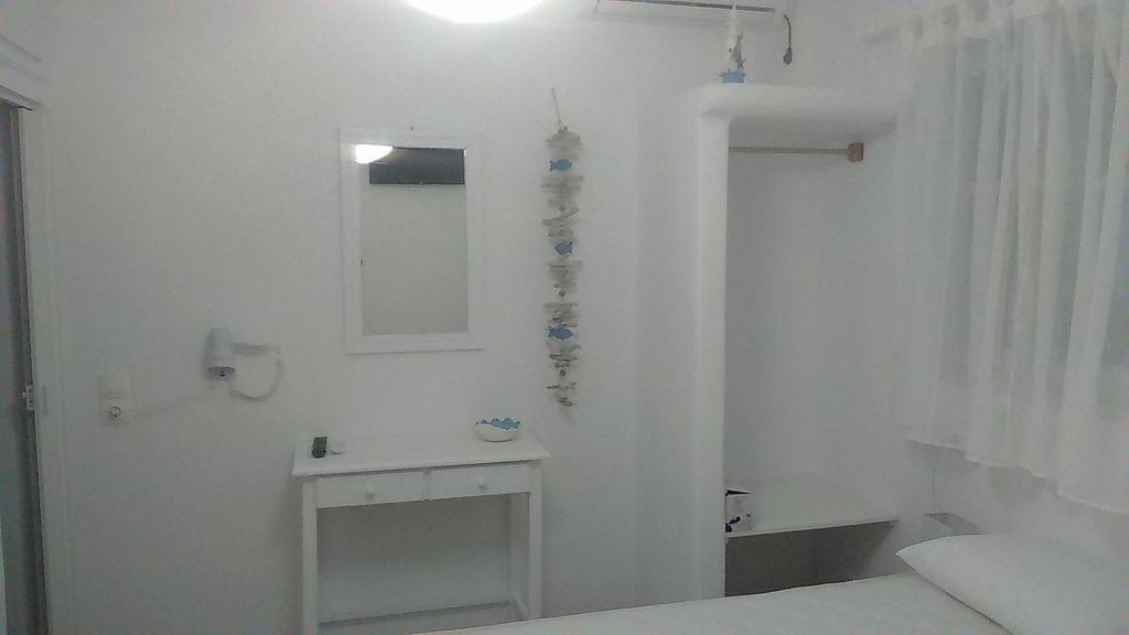 Thea Serifos Livadakia Buitenkant foto
